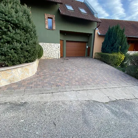 M&d Wellness Kozarmisleny