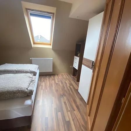 M&d Wellness Villa Kozarmisleny